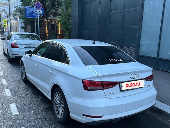 2018 Audi A3 III (8V) Рестайлинг, белый - вид 4