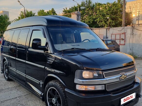 2013 Chevrolet Express II, чёрный, 2999999 рублей - вид 2