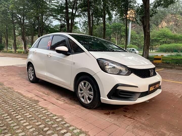 Открыть фотографии: Honda Fit IV Рестайлинг