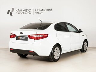 2012 Kia Rio 5-speed III, белый, 705000 рублей, вид 3