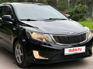 2013 Kia Rio 4-speed III, чёрный, 620000 рублей, вид 4