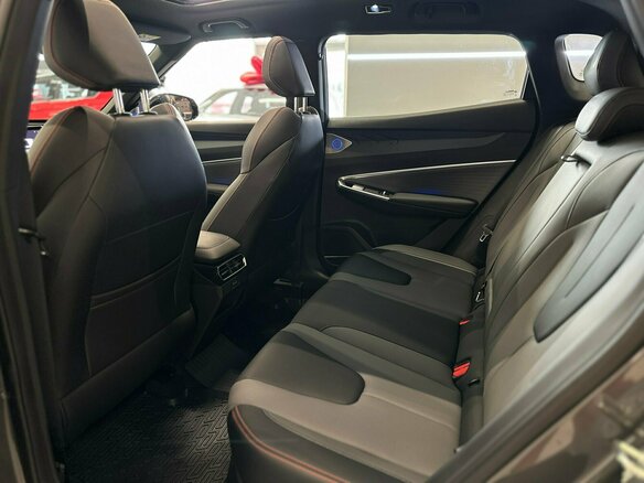 2026 Geely Cityray, серый, 3344990 рублей - вид 19