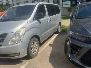 2010 Hyundai Grand Starex I, серебристый, 1149000 рублей, вид 3
