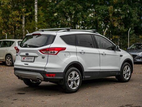 2015 Ford Kuga II, белый, 922000 рублей, вид 2
