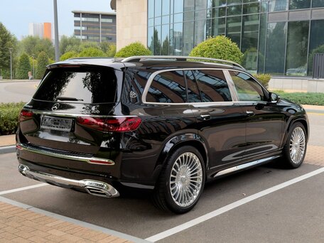 2024 Mercedes-Benz Maybach GLS 600 I Рестайлинг, чёрный, 23999000 рублей, вид 3
