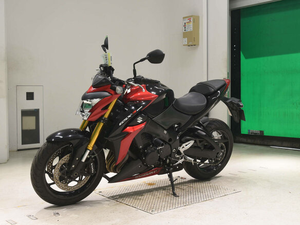 2015 Suzuki GSX-S 1000, красный, 720000 рублей - вид 2