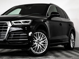 2018 Audi Q5 II (FY), чёрный, 2425000 рублей, вид 2