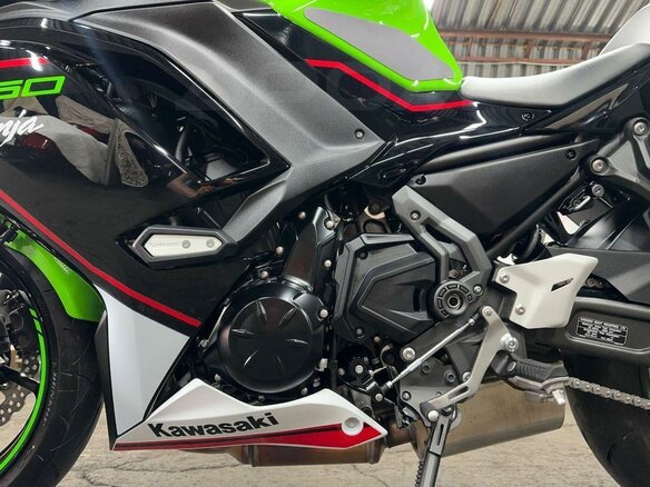 2021 Kawasaki Ninja 650, зелёный, 880000 рублей - вид 23