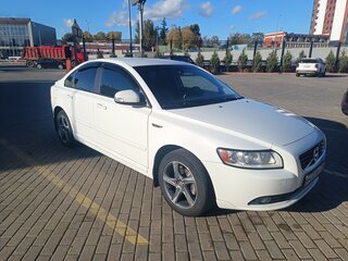2011 Volvo S40 II Рестайлинг, белый, 850000 рублей, вид 2