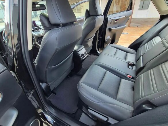 2020 Lexus NX 300 I Рестайлинг, чёрный, 3150000 рублей - вид 8
