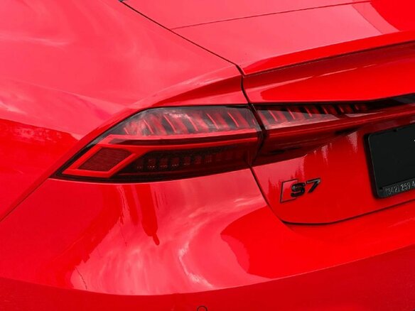 2021 Audi S7 II (4K), красный, 8700000 рублей - вид 13