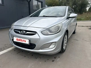 2011 Hyundai Solaris I, серебристый, 599000 рублей, вид 1