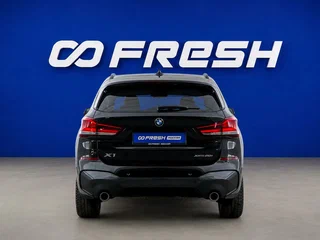 2020 BMW X1 20i xDrive II (F48) Рестайлинг, чёрный, 2550000 рублей, вид 4