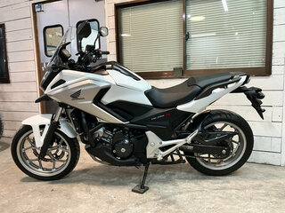 2016 Honda NC 750X, белый, 690000 рублей, вид 2
