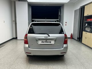 2005 Toyota Corolla Fielder IX (E120, E130) Рестайлинг, белый, 610000 рублей, вид 5