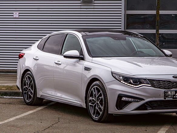 2019 Kia Optima IV Рестайлинг, белый, 1705000 рублей - вид 7