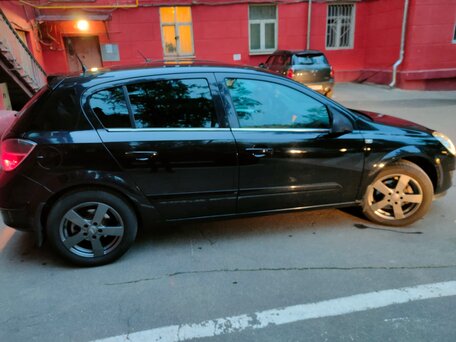 2011 Opel Astra H Рестайлинг, чёрный, 490000 рублей, вид 5