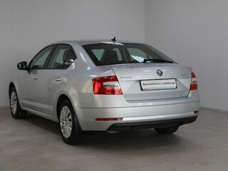 2020 Skoda Octavia III (A7) Рестайлинг, серебристый, 1919900 рублей, вид 4
