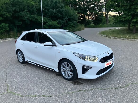 2018 Kia Ceed III, белый, 1950000 рублей