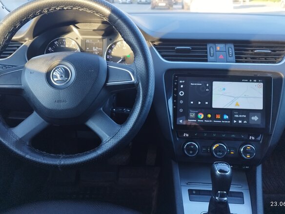 2013 Skoda Octavia III (A7), белый, 1080000 рублей - вид 14
