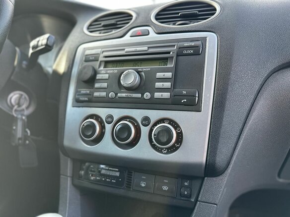 2006 Ford Focus II, серебристый, 389000 рублей - вид 12