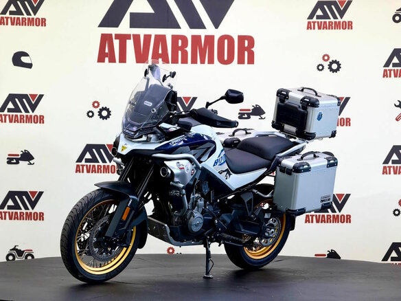 2023 CFMoto 800MT Explore, белый, 750000 рублей