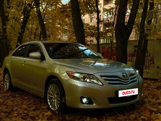 2009 Toyota Camry VI (XV40) Рестайлинг, серебристый, 1185000 рублей, вид 3