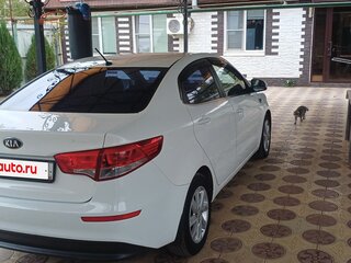 2015 Kia Rio III Рестайлинг, белый, 1158000 рублей, вид 2