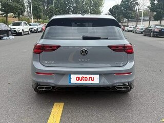 2023 Volkswagen Golf VIII, серый, 2176055 рублей, вид 4