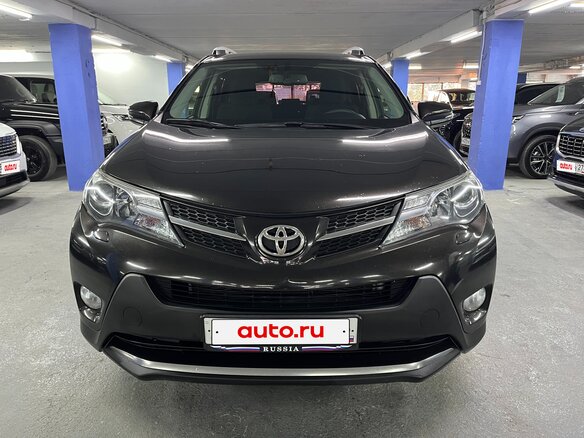 2015 Toyota RAV4 IV (XA40), коричневый, 1935000 рублей - вид 1