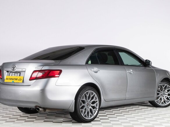 2010 Toyota Camry VI (XV40) Рестайлинг, серебристый, 1159000 рублей - вид 5