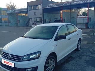 2015 Volkswagen Polo V Рестайлинг, белый, 670000 рублей, вид 1