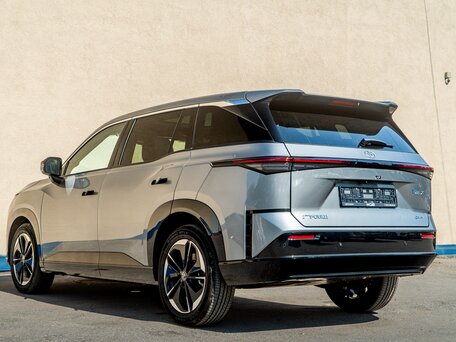 2026 Toyota bZ3X 50 kWh, серый, 2850000 рублей, вид 5
