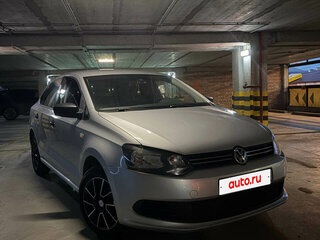 2014 Volkswagen Polo V, серебристый, 850000 рублей, вид 1