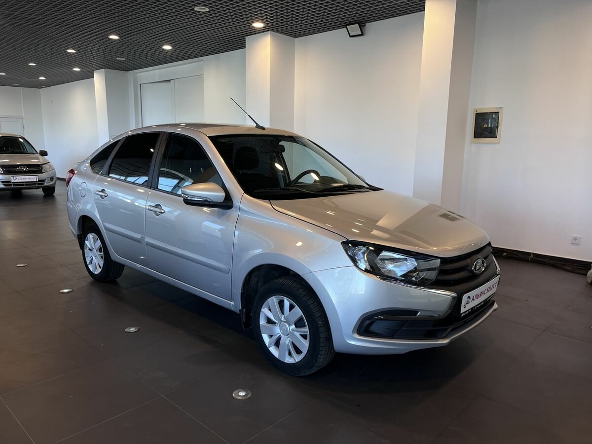 Открыть фотографии: Lada (ВАЗ) Granta I Рестайлинг