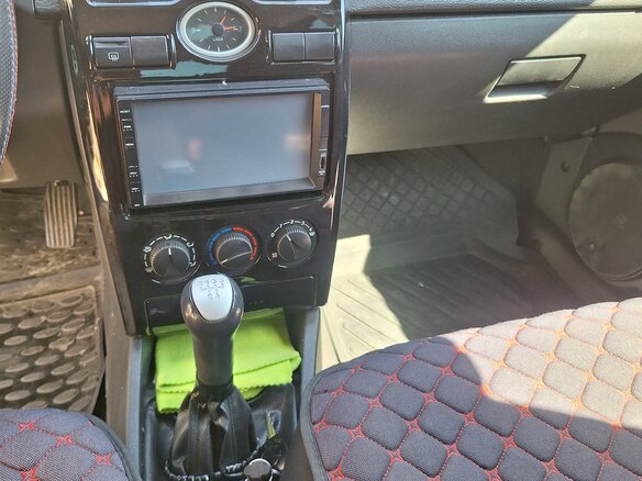 2012 Lada (ВАЗ) Priora I, белый, 170000 рублей - вид 12