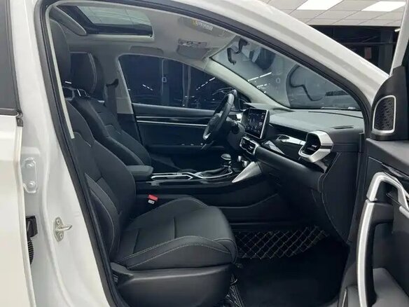 2025 Geely Coolray (Binyue L) I Рестайлинг 2, белый, 1650003 рублей - вид 18