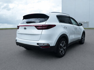 2020 Kia Sportage IV Рестайлинг, белый, 2000000 рублей, вид 4