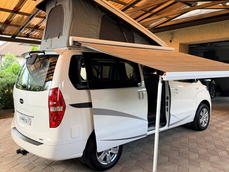 2020 Hyundai Grand Starex I Рестайлинг 2, белый, 5200000 рублей, вид 3
