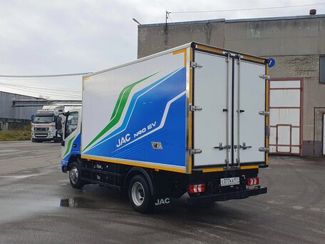 2023 JAC N90, белый, 5200000 рублей, вид 3