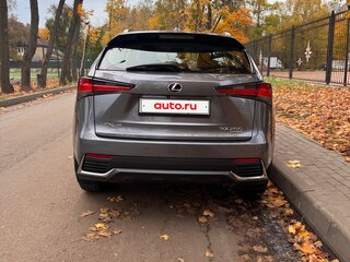 2020 Lexus NX 200 I Рестайлинг, серый, 4500000 рублей, вид 3