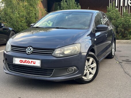 2014 Volkswagen Polo V, синий, 690000 рублей, вид 1