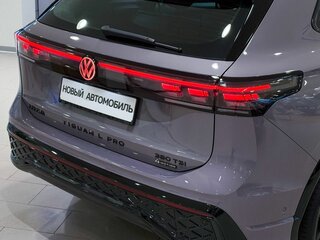 2026 Volkswagen Tiguan L Pro III (China Market), серый, 5150000 рублей, вид 4