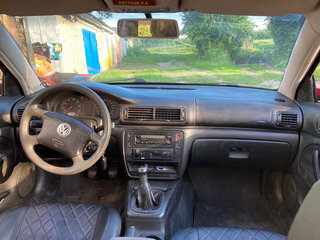 2000 Volkswagen Passat B5, красный, 350000 рублей, вид 4