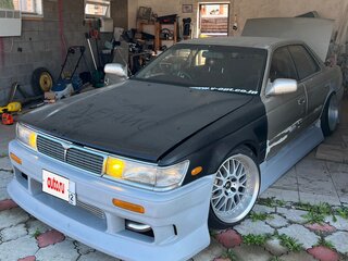 1991 Nissan Laurel VI (C33), бежевый, 1250000 рублей, вид 1
