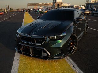 2025 BMW M5 VII (G90), зелёный, 21500000 рублей, вид 1