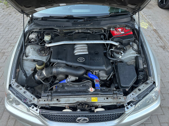 2000 Toyota Altezza, серебристый, 1300000 рублей - вид 12