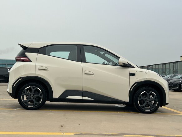 2025 BYD Seagull 38.88 kWh I Рестайлинг, белый, 1783000 рублей - вид 5