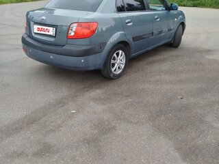 2007 Kia Rio II, серый, 570000 рублей, вид 4
