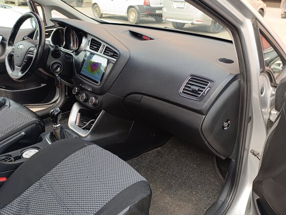 2014 Kia Ceed II, серебристый, 1400000 рублей - вид 6